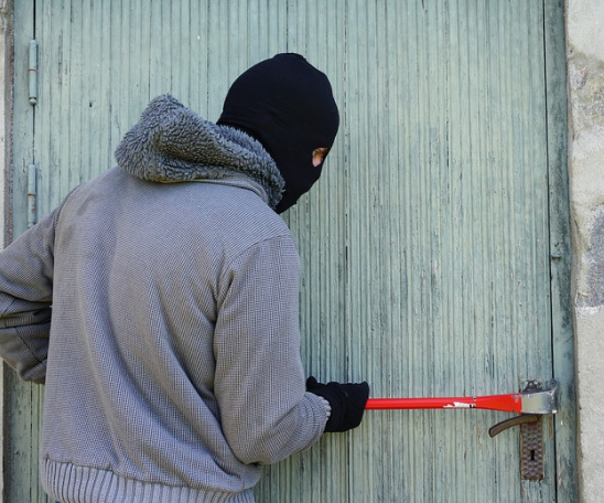 집에 도둑이 들어오는 꿈을 꾸었다면