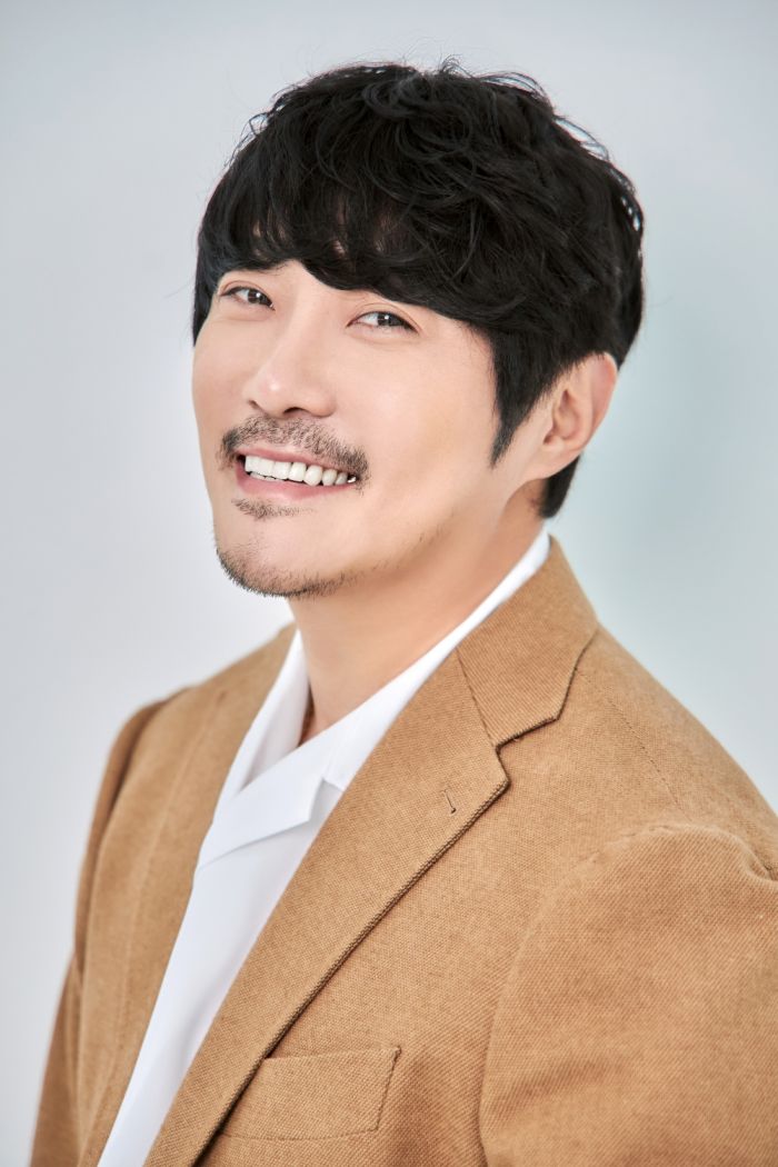 KCM, A2Z 엔터테인먼트