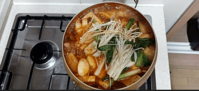 떡국떡 들어간 부대찌개1