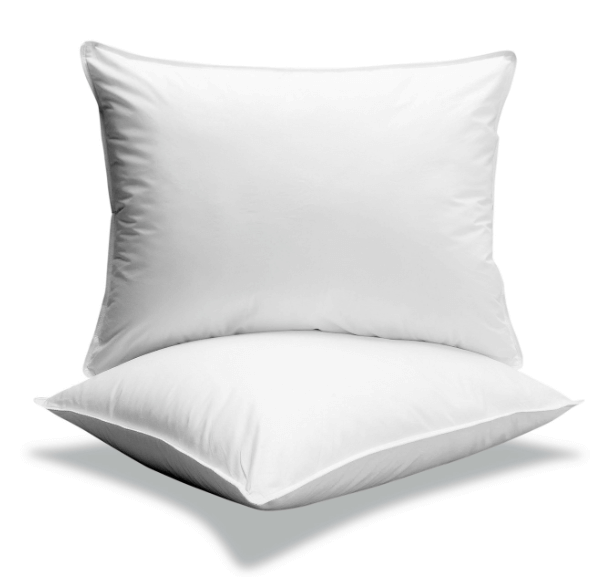 포개져 있는 베개