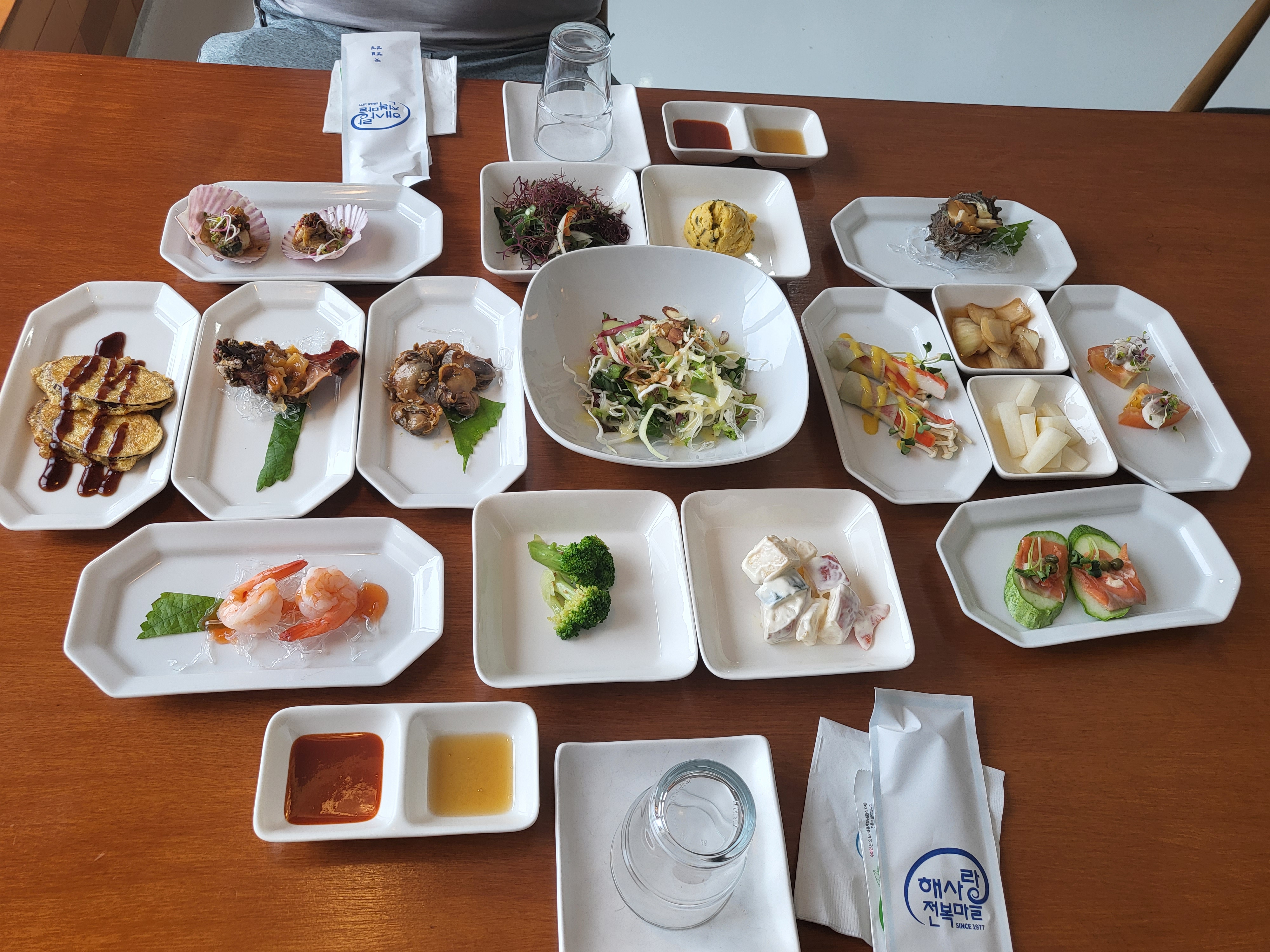 남해 해사랑전복마을 상차림