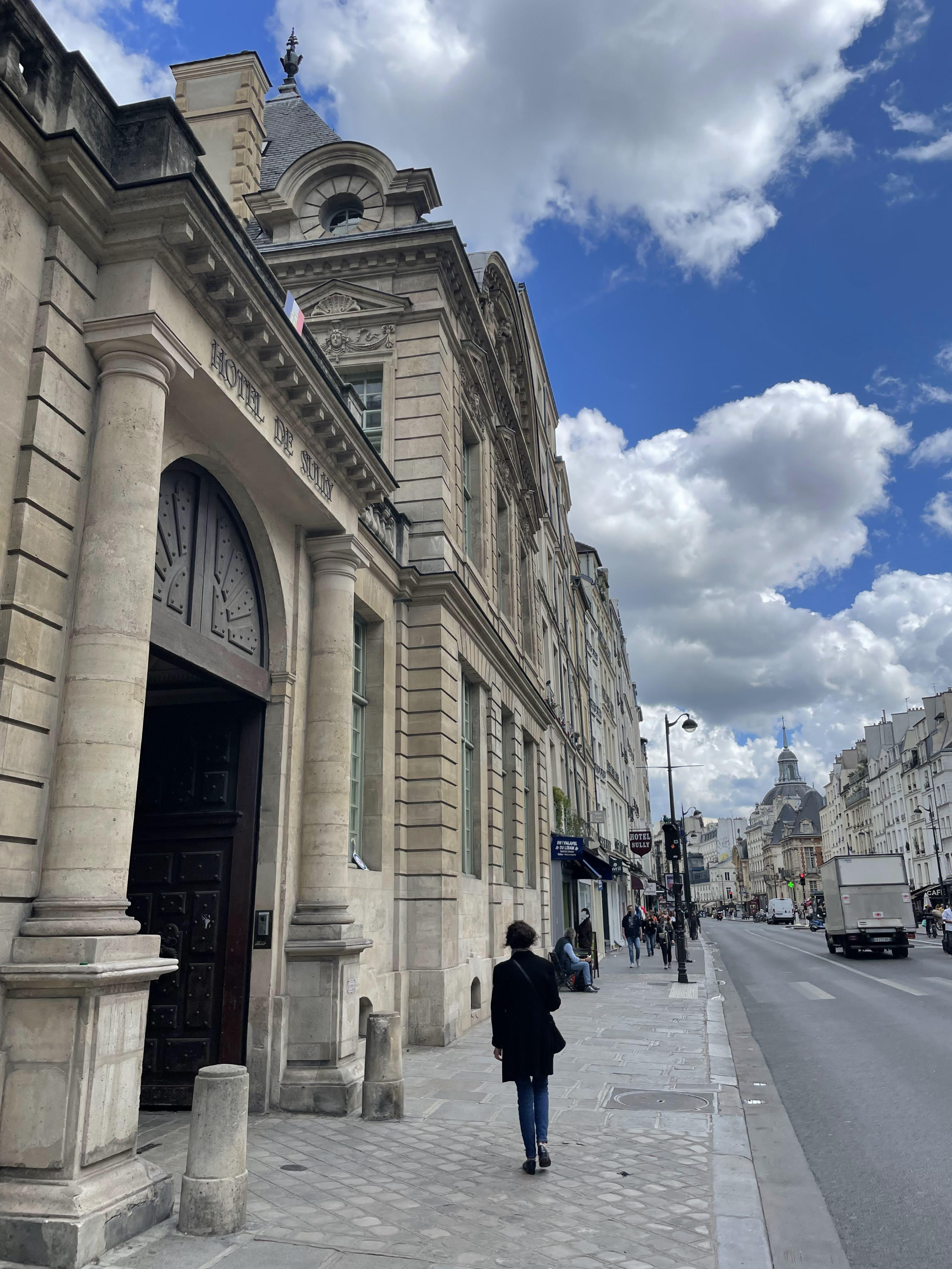 오뗄 드 슐리(Hôtel de Sully)