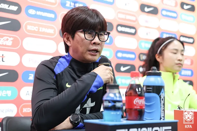 동아시아컵｜2025 EAFF E-1 챔피언십 여자 축구 대표팀 일정 및 장소 &ndash; 북한 불참, 한일전 빅매치