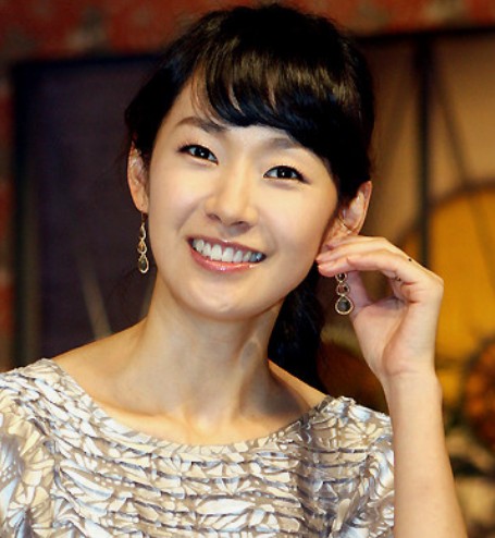 배우 명세빈 갑작스러운결혼