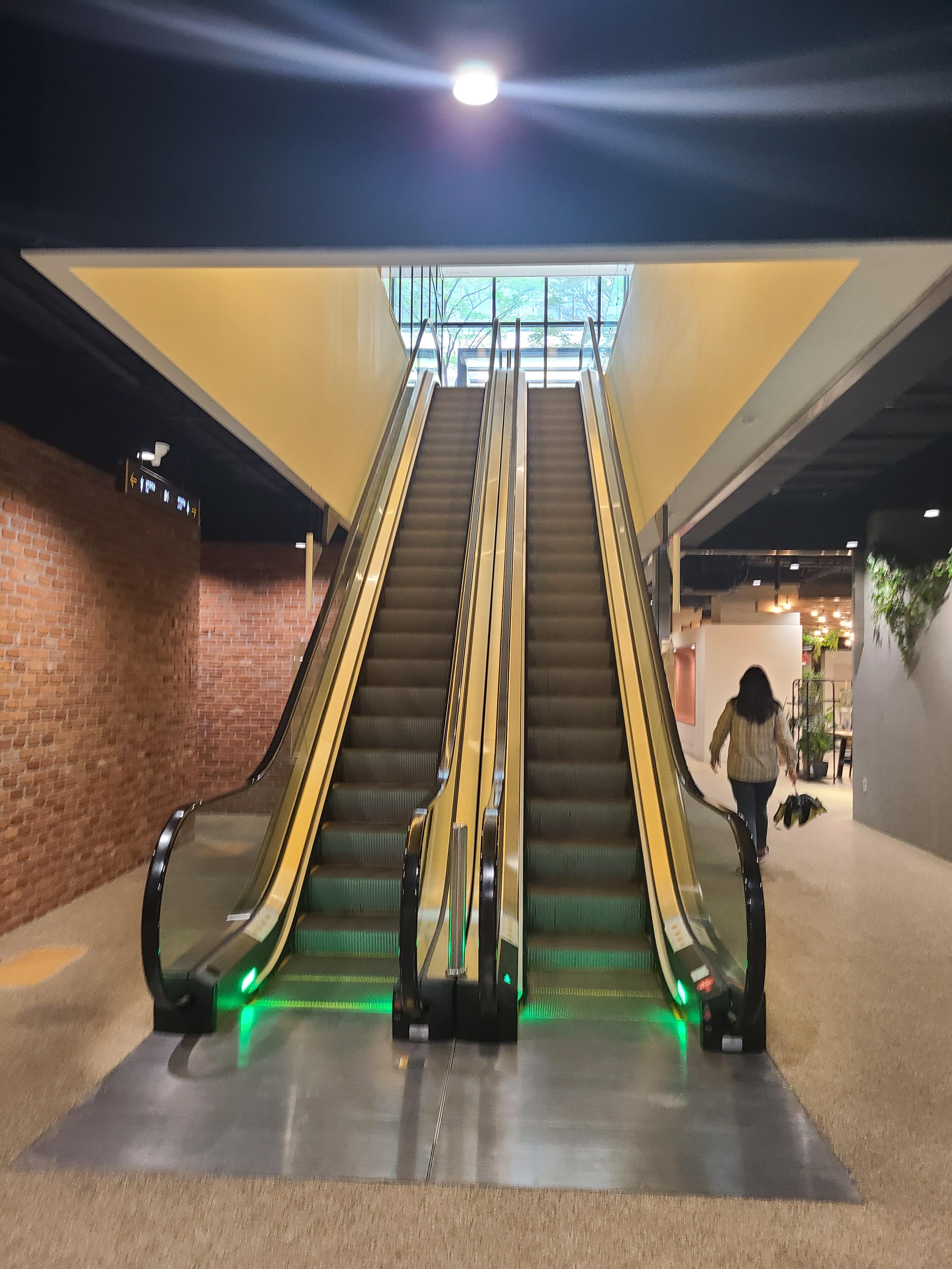 성수 SK V1센터 지하3