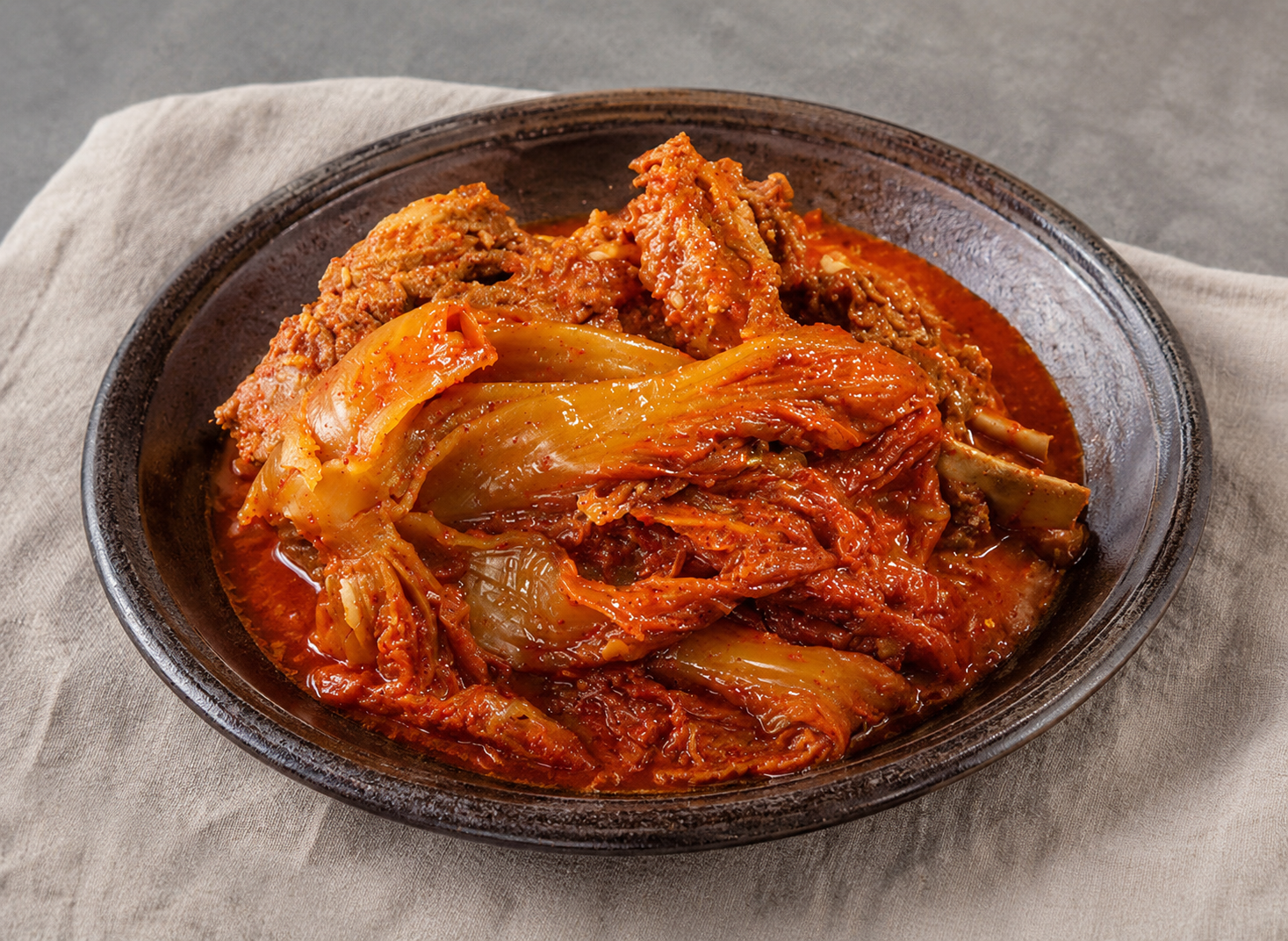 돼지등뼈 김치찜