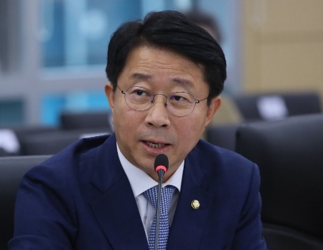 조정식 국회의원 프로필 나이 고향 학력 재산 페이스북