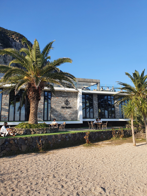 원앤온리-루프탑