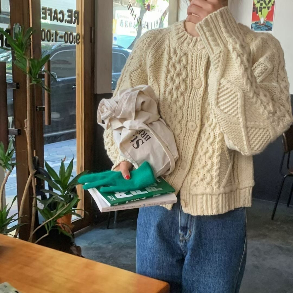 작은아씨들김고은가디건 케이블니트 초록가디건 녹색 아이보리 갈색가디건