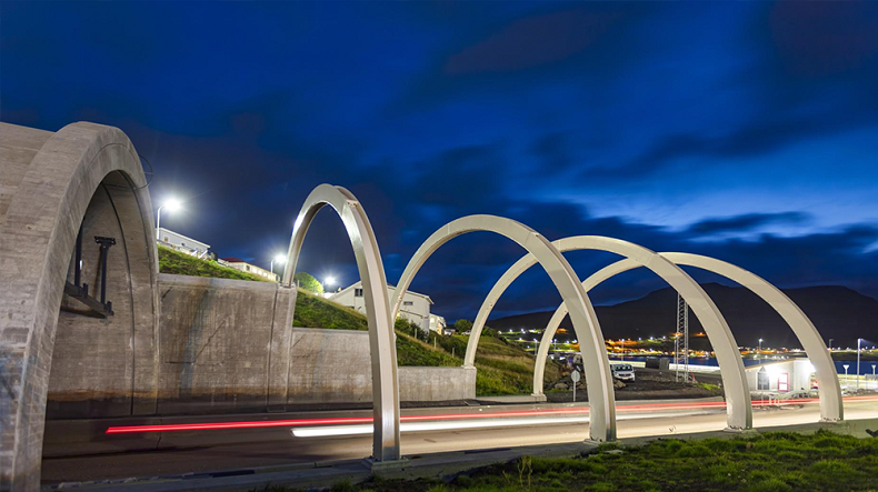 페로제도의 세계 최초의 해저터널 교차로 VIDEO: Faroe Islands: The World’s First Undersea Roundabout: