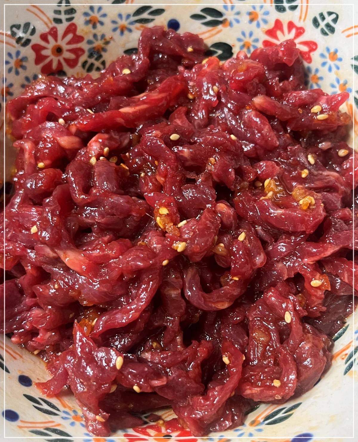 육회-요리-완성