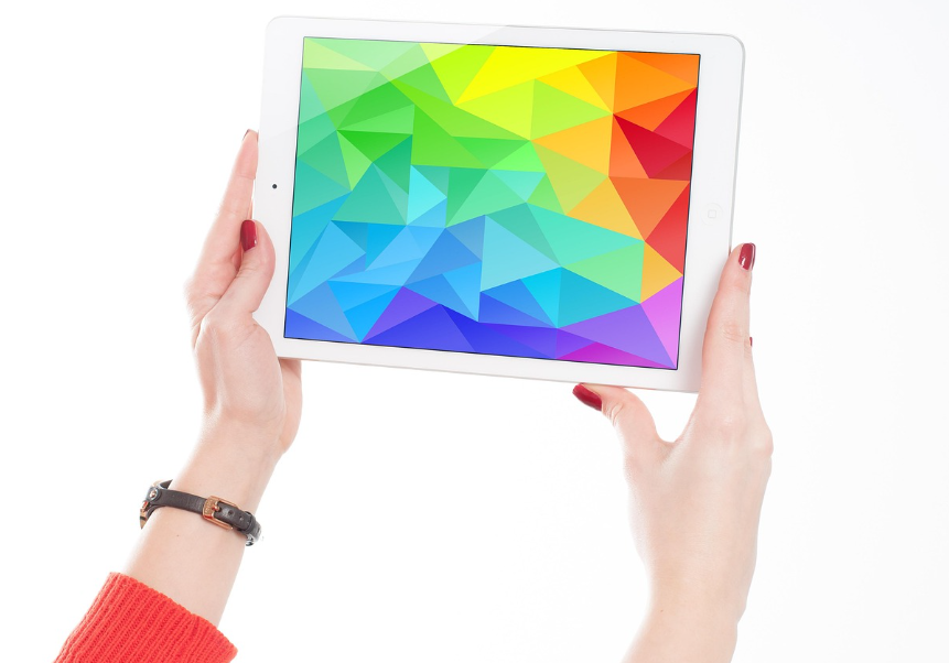 디지털 콘텐츠 및 크리에이터 경제 기반 창업: 인플루언서, 크리에이터를 위한 B2B/B2C 서비스 창업 사례