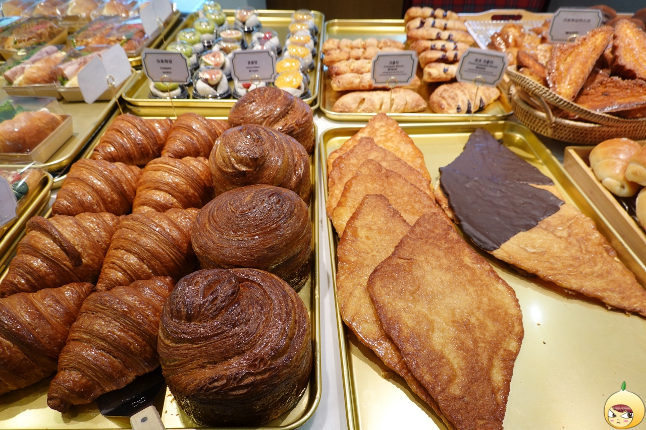 크루아상과 몽블랑 & 크룽지와 초코크룽지