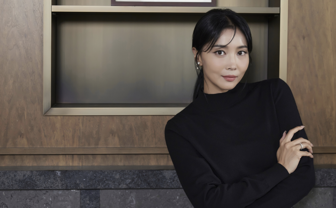 배우 오윤아