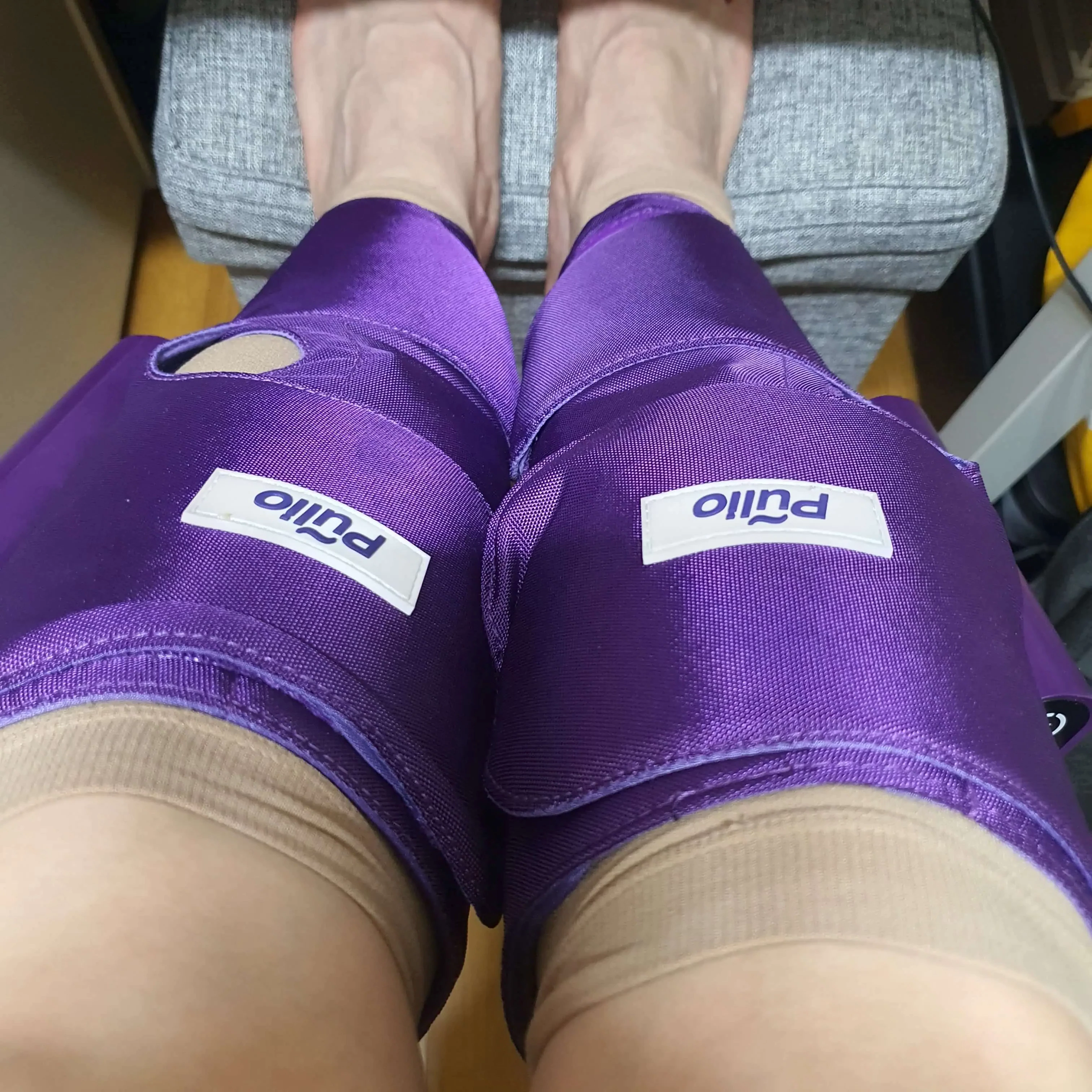 종아리-마사지기-풀리오를-착용한-종아리-모습