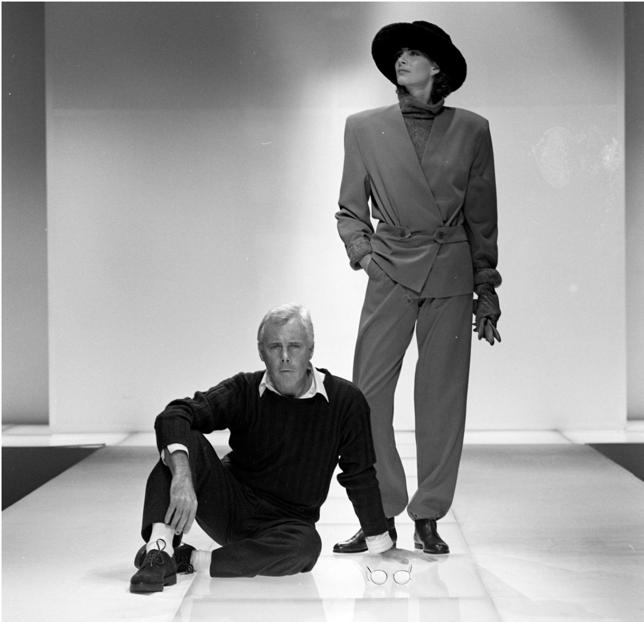 아르마니 브랜드 스토리 (절제된 우아함의 시작, 시그니처 아이템의 매력, 현대적인 브랜드 변화)