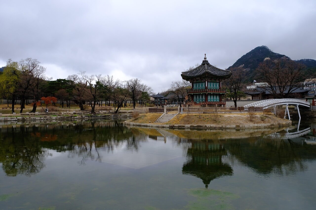 덕수궁 밤의 석조전