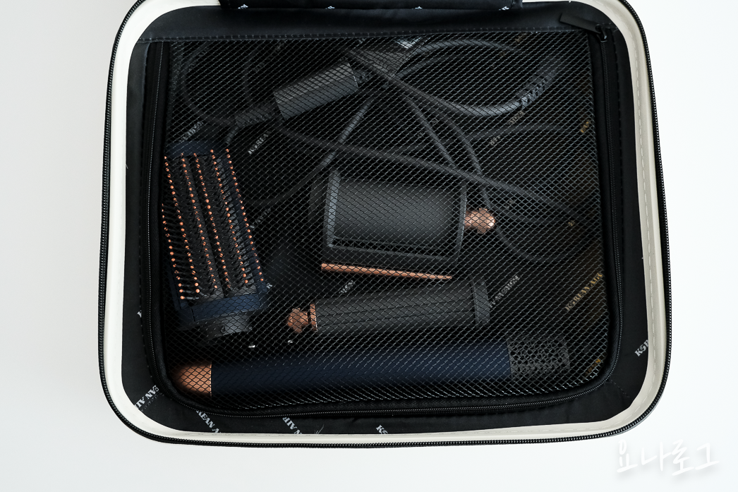 대한항공 대한항공마일리지 항공마일리지 마일리지 대한항공마일리지샵 KAL스토어 레디백 트래블레디백 대한항공레디백 여행준비 여행가방 여행가방추천 가방추천 캐리어 수트케이스 캐리어추천 에어랩 에어팟맥스 아이패드 맥북 레디백수납