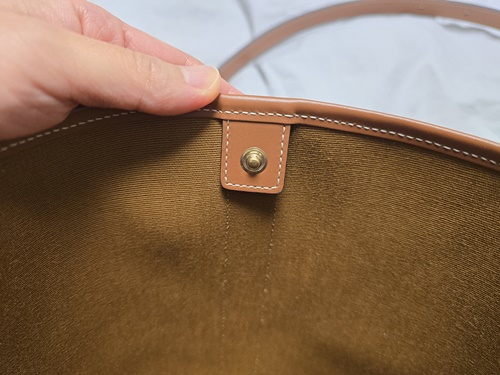 셀린느트리오페스몰버킷백똑딱이