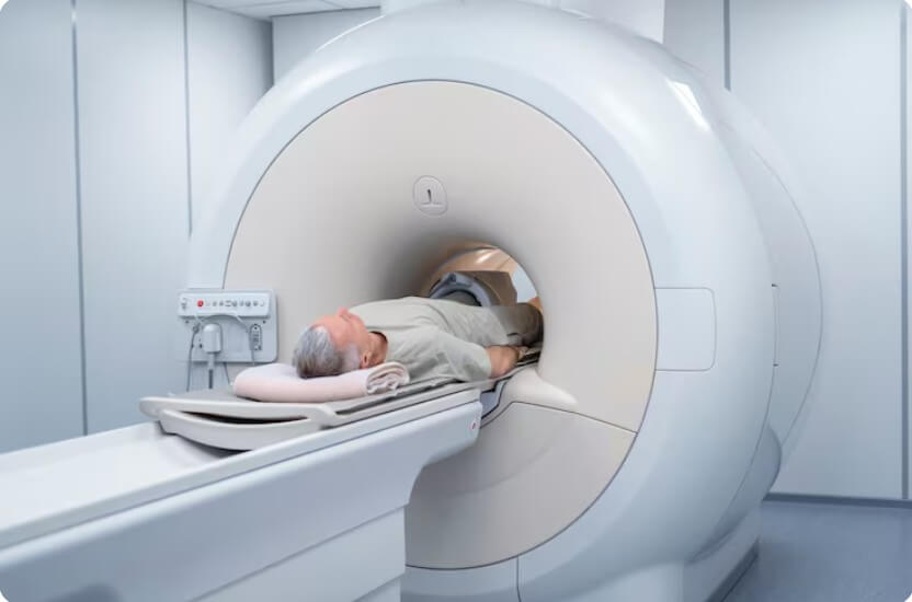 MRI 의료 기기에 들어가는 환자