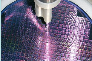 와이씨켐 린스공정(출처=회사홈페이지)