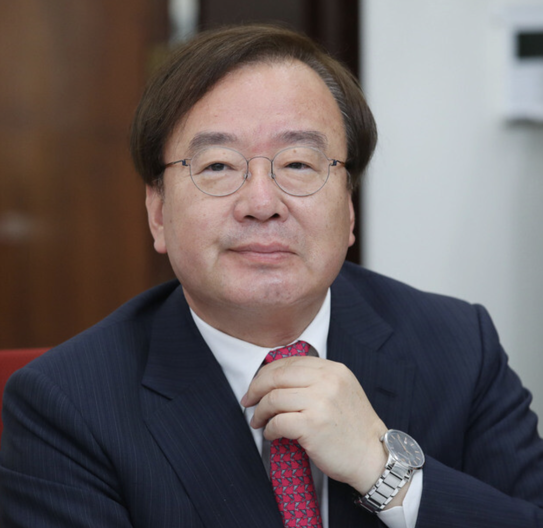 강효상 정치 활동