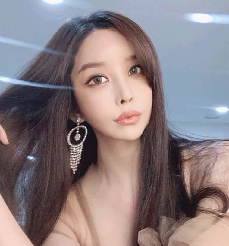 가수-하리수