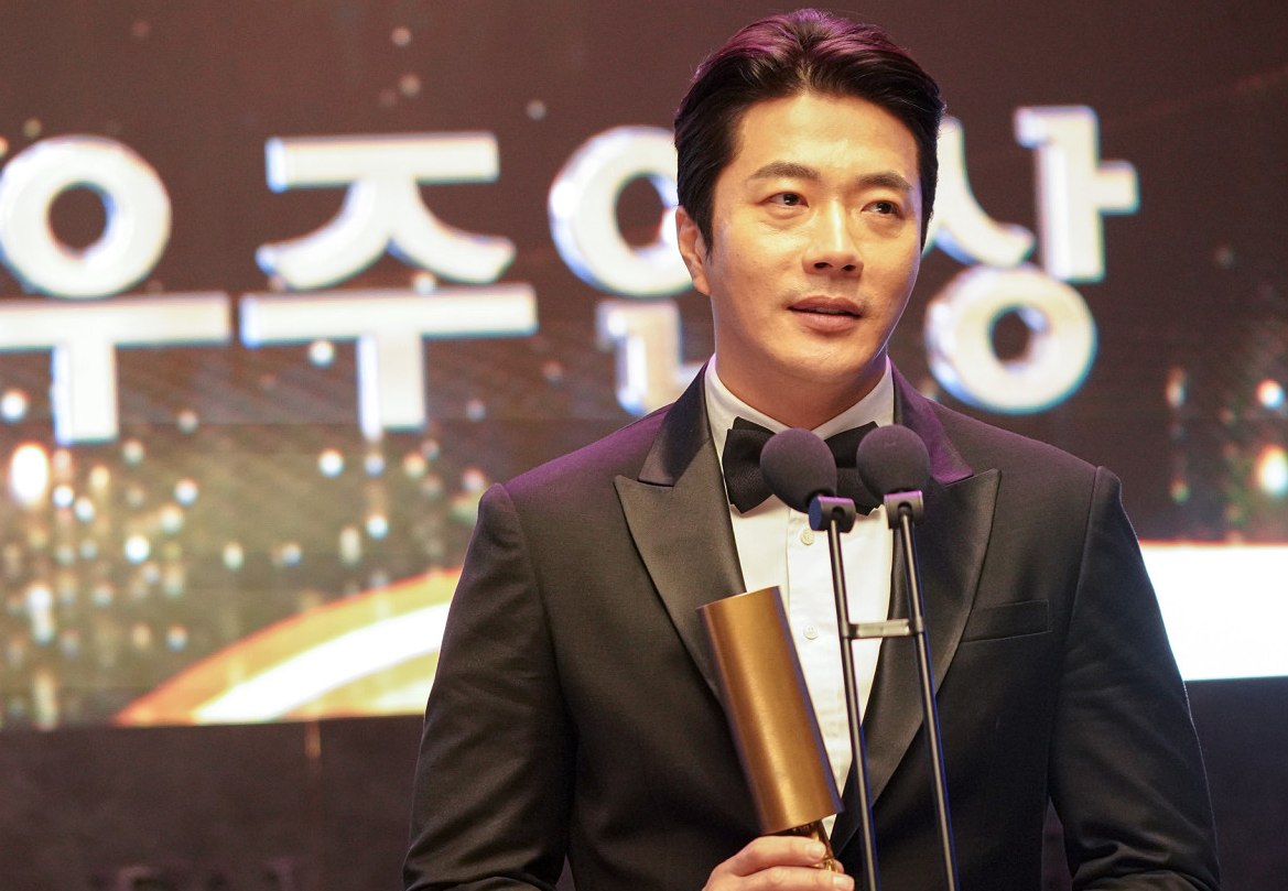 영화 스위치의 한장면