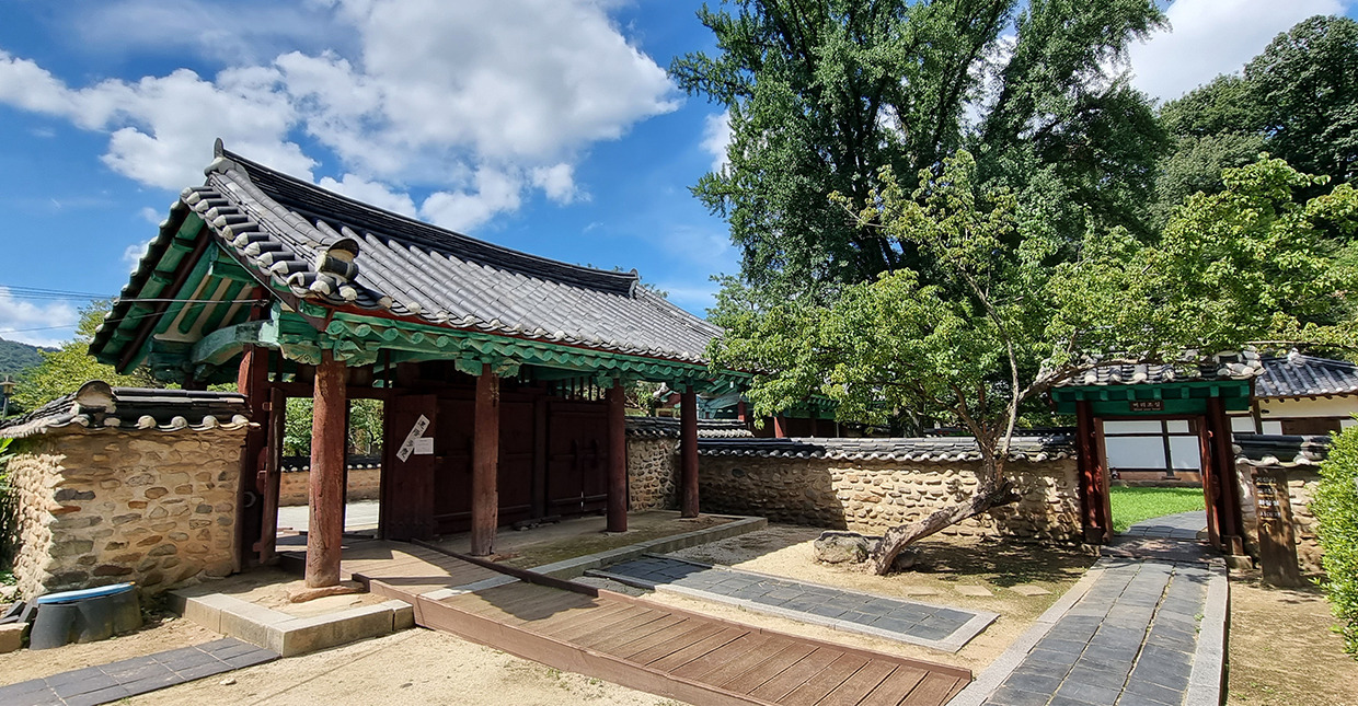 전주여행 가볼만한 곳 베스트10_ 06. 전주향교 (포토스팟&amp;#44; 주차&amp;#44; 체험프로그램&amp;#44; 입장료&amp;#44; 운영시간)