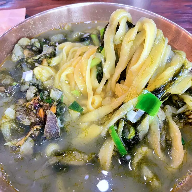 만두 전골, 골방 칼국수, 서리태 콩국수 맛있는 곳 추천
