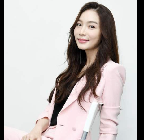 이민영 부친상 연인 안형조 