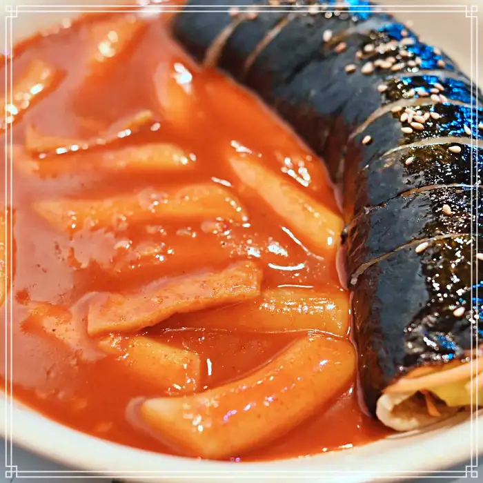 생생정보 대구 수성구 신매시장 20년 경력 일개미 엄마 진미김밥, 땡초 김밥 맛집