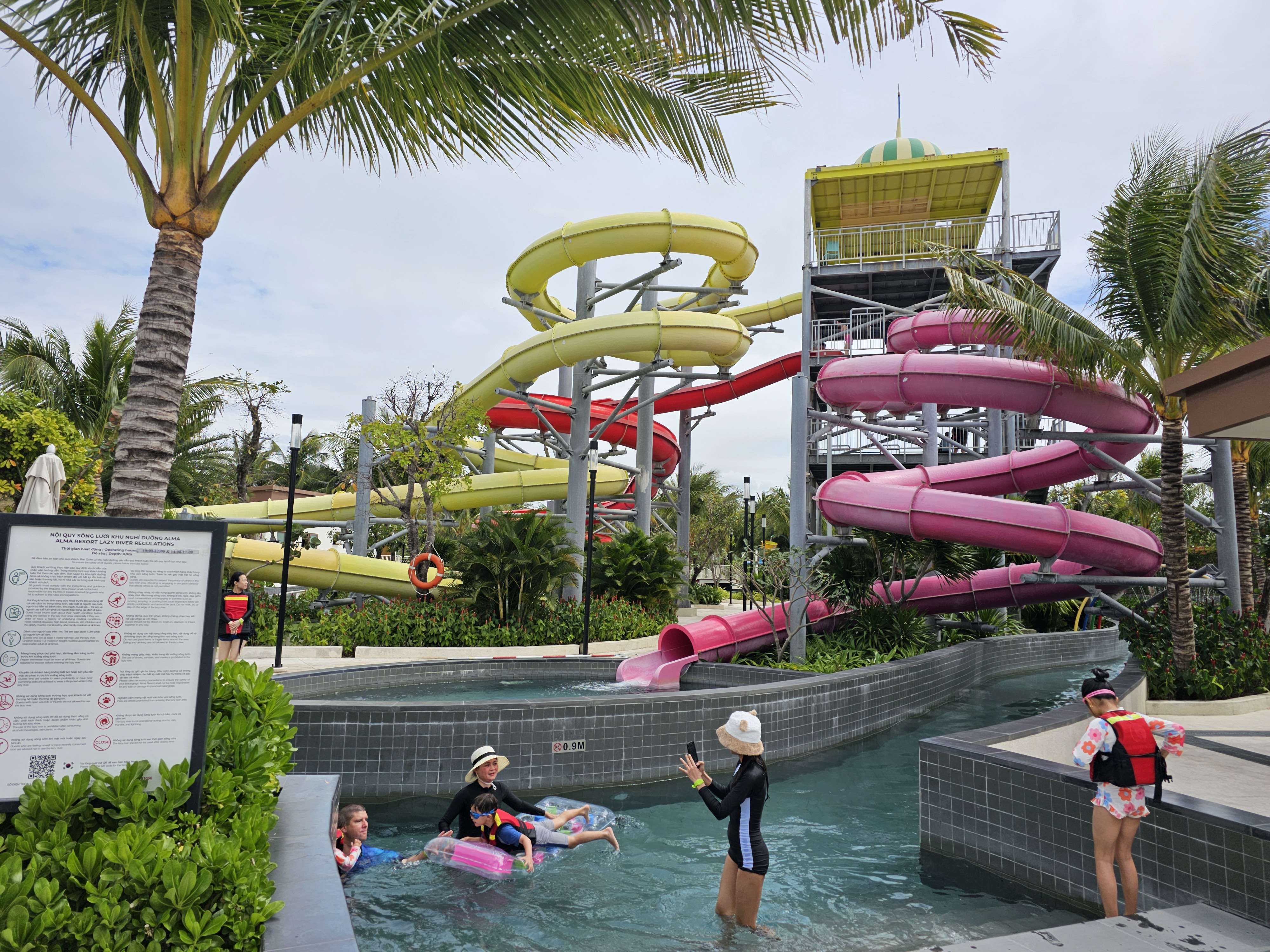 알마리조트 워터파크 사진