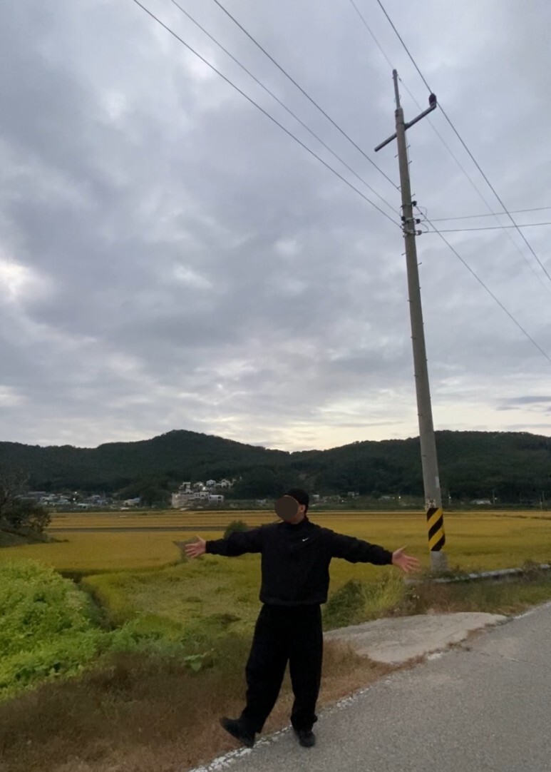 데일리룩(오뭘입)구제 비니&#44; 나이키 스투시 나투시 아노락&#44; 무신사 벌룬 와이드 데님 팬츠&#44; 아식스 조그 100&#44; 빈티지패션&#44; 데일리룩&#44; 남자데일리코디&#44; 남자데일리패션&#44; ootd