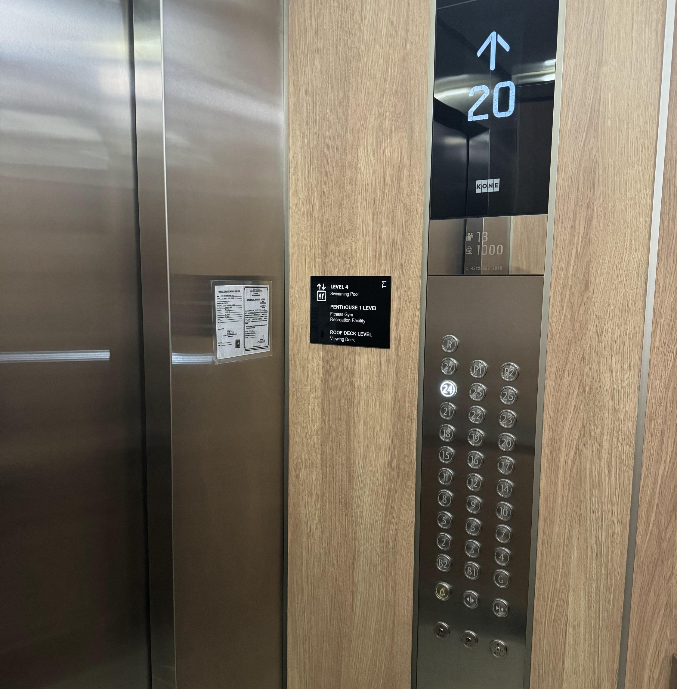 세부 미드 포인트 레지던스 엘레베이터