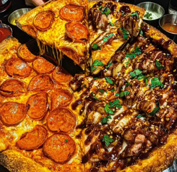 피자네버슬립스-페퍼로니피자