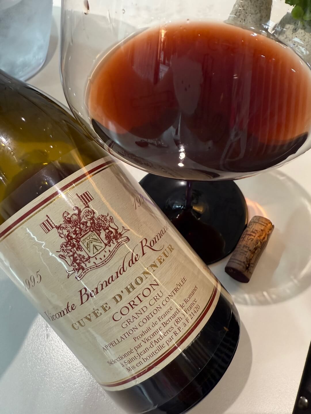 비콩트 베르나르 드 로마네 뀌베 도네뤼르 꼬르통 그랑 크뤼 1995｜Vicompte Bernard de Romanet Cuv&eacute;e d&rsquo;Honneur Corton Grand Cru 1995, Bourgogne, France