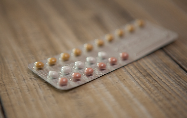 생리 늦어질 때&amp;#44; 늦어지는 이유