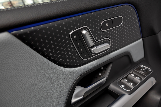 메르세데스-벤츠 EQB 내부 디자인