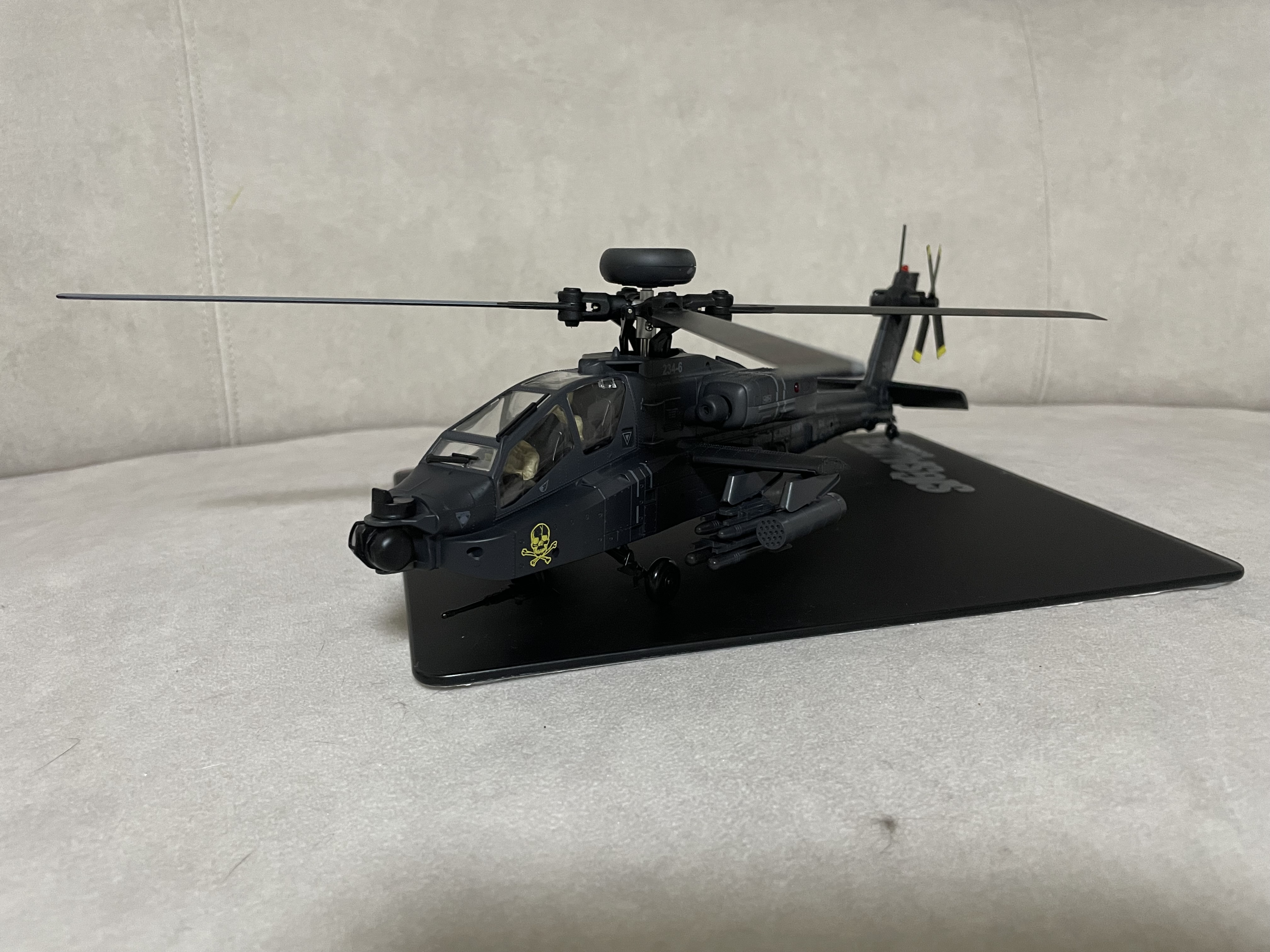 ah-64