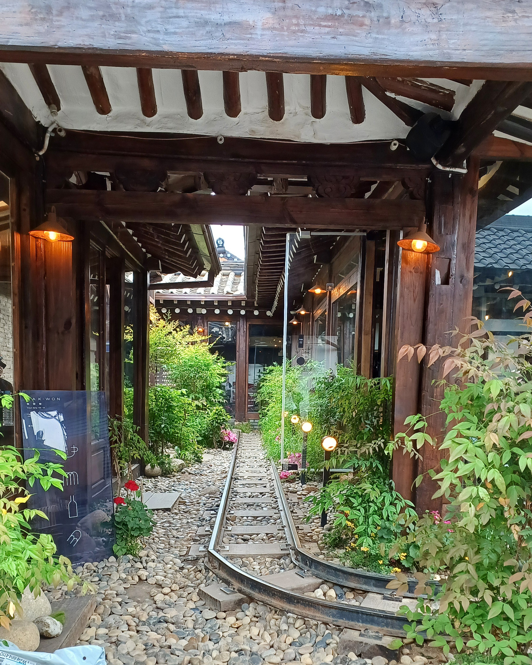 레트로-데이트코스-익선동-서울가볼만한곳-5