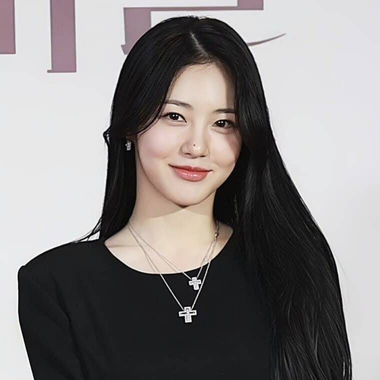 배우-신예은