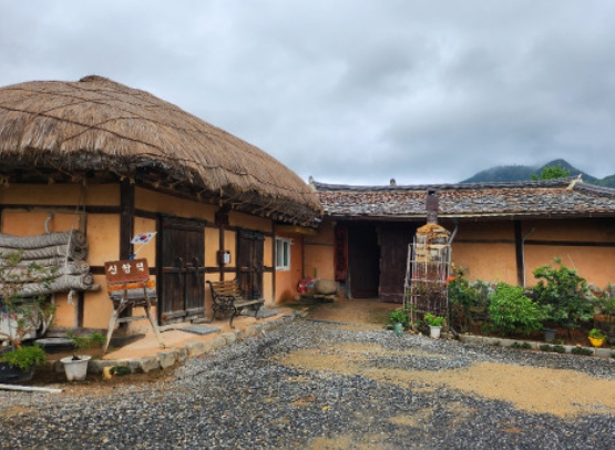 남겨서뭐하게 아산 밥해주는 민박집, 외암민속마을 신창댁 할머니 청국장