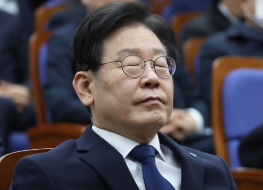 총선 불출마 기자회견 취소 이유 배경