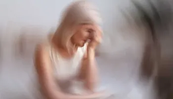 갑작스러운 어지러움과 이석증 – 집에서 시도해 볼 수 있는 완화 방법