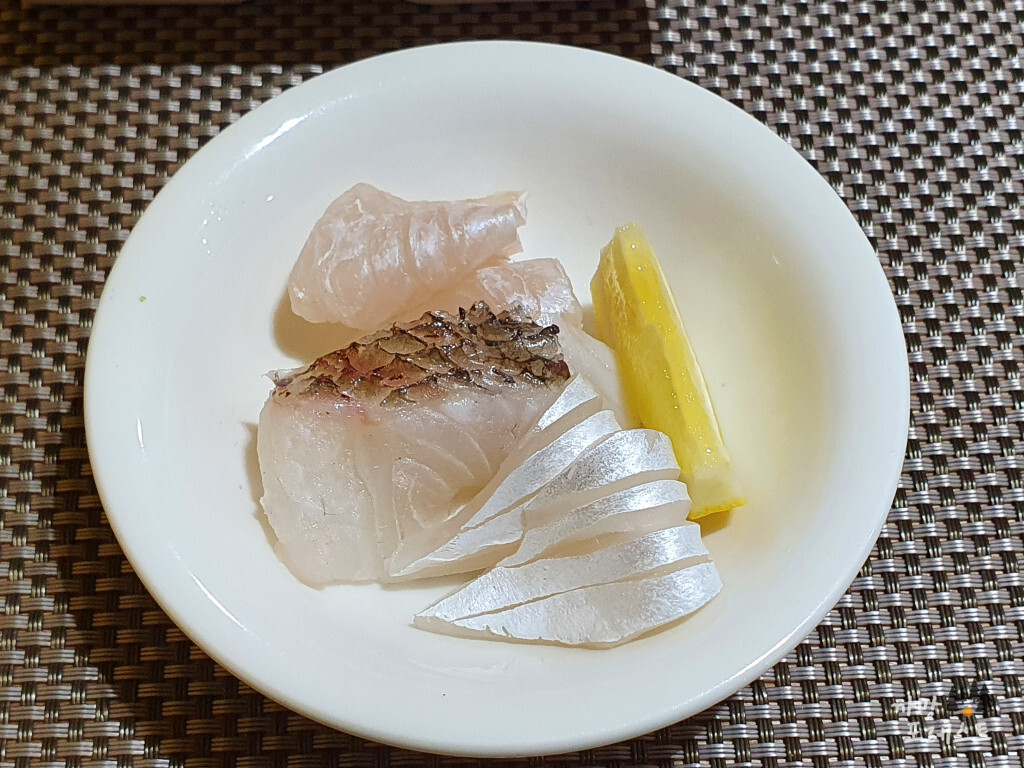 스시도우 사시미