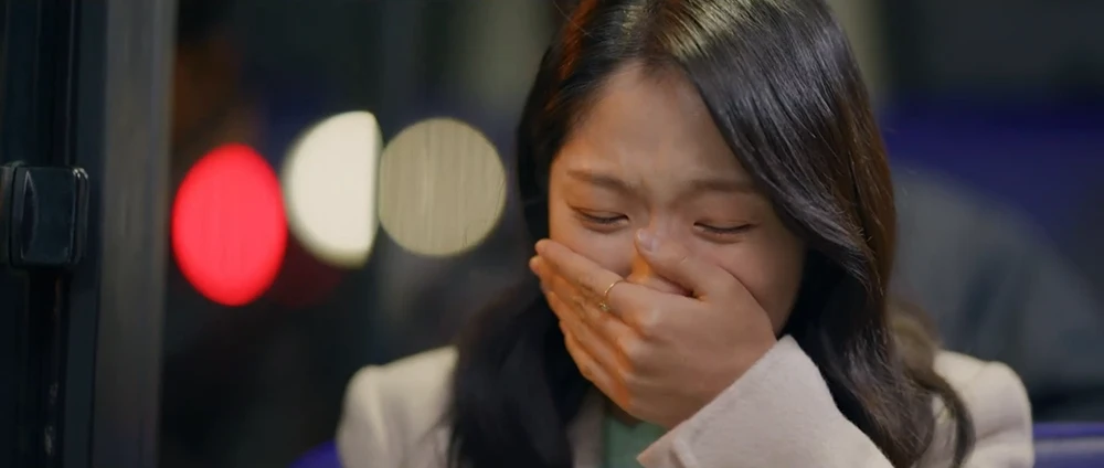 버스에서-오열하는-솔이