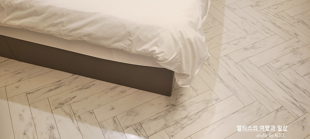 부산사직동 호텔 추천 덴바스타 시그니처 호텔 디럭스 커플PC룸 온천수 공급