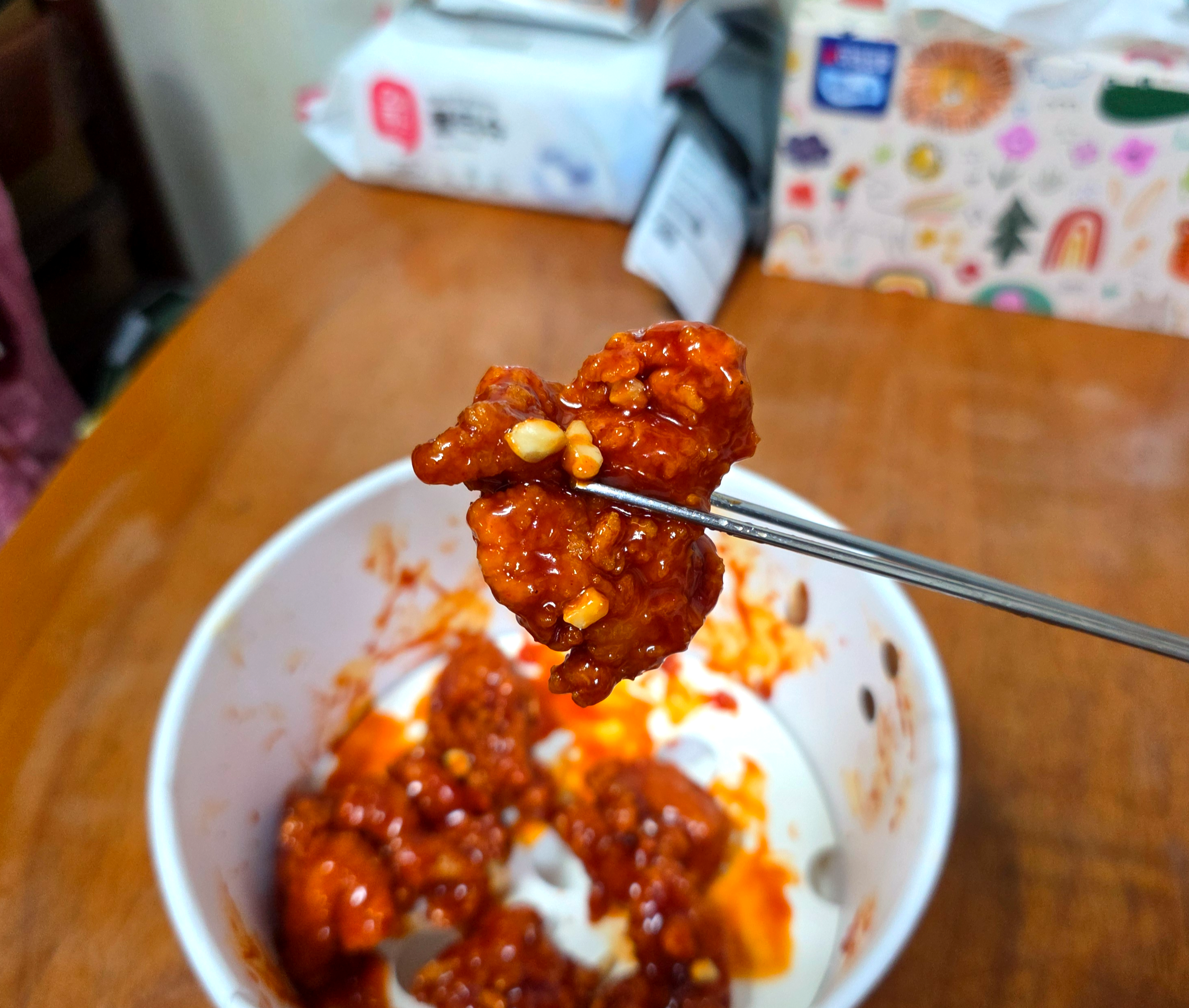 롯데마트한통가득갱엿닭강정