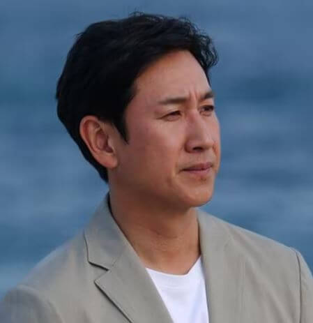 이선균